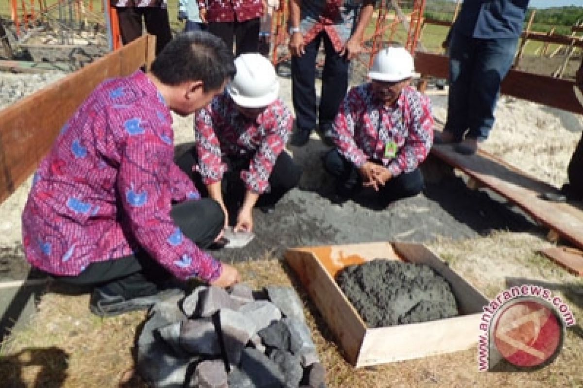 Pasar Percontohan Sentolo diharapkan bebas produk impor 