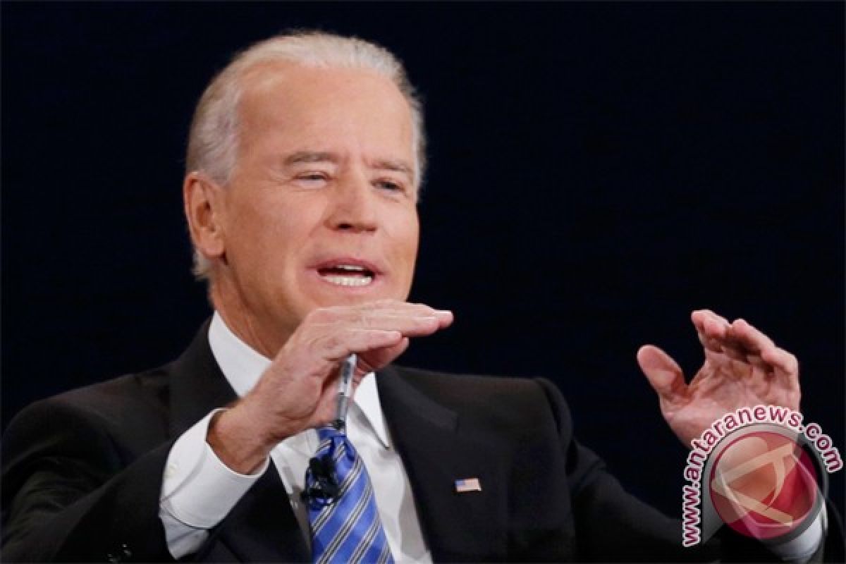 Biden hadiri pelantikan pemimpin Ukraina