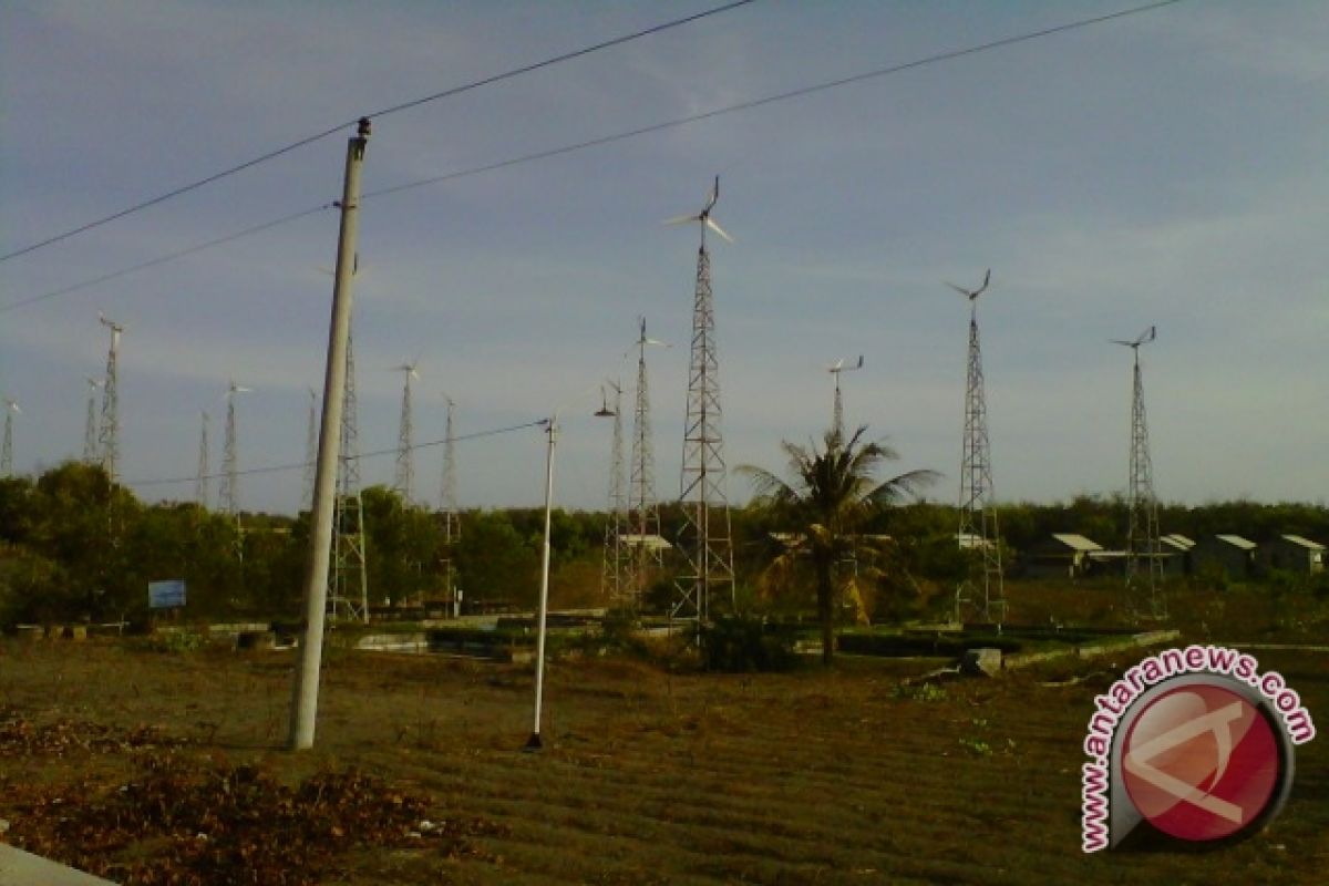 Menristek tinjau lokasi pengembangan PLTH di Bantul