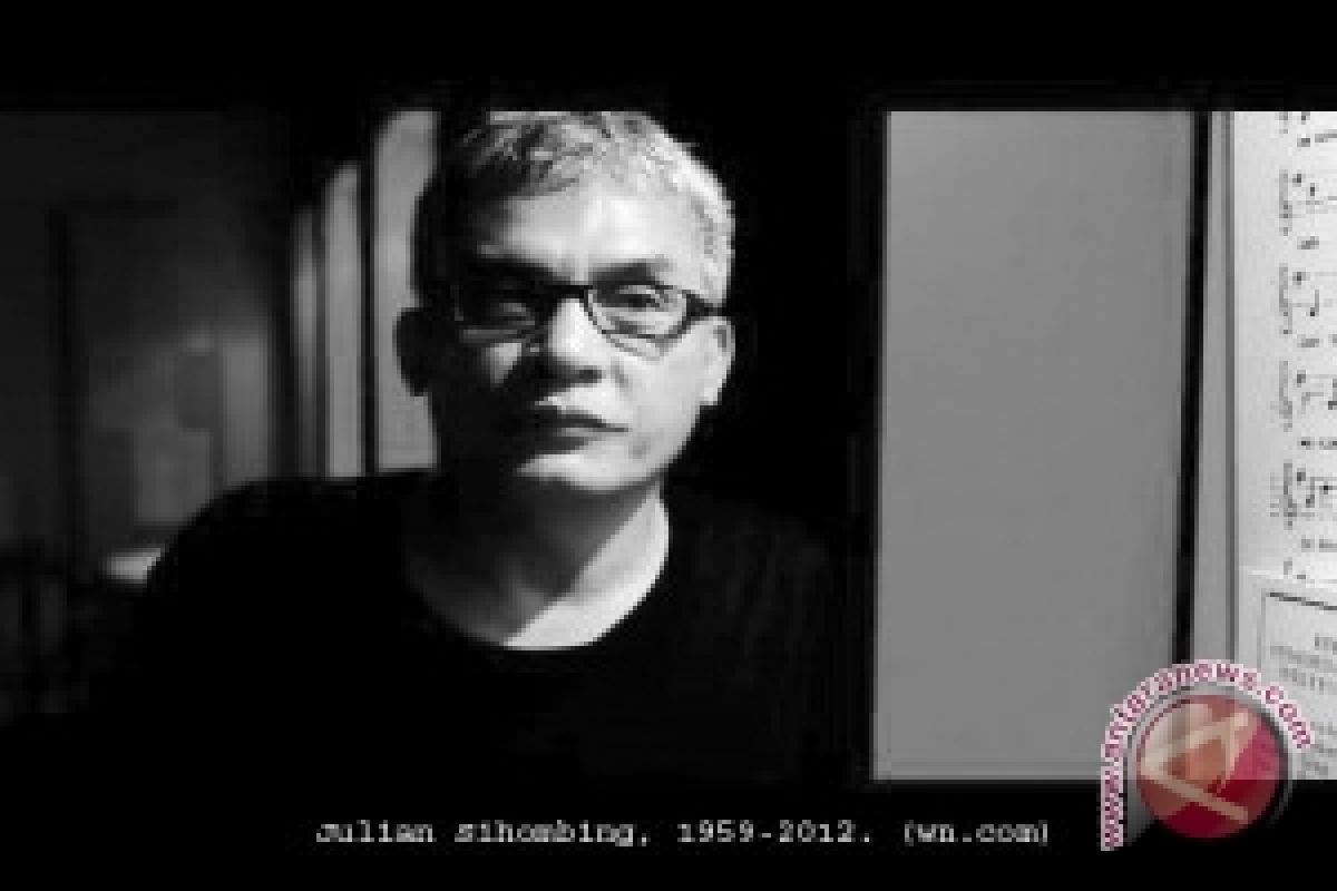 Julian Sihombing: Ars Longa Vita Blues (Bagian I)