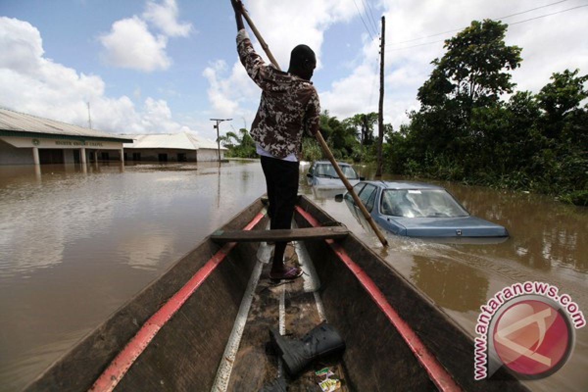 Banjir di Niger tewaskan 12 orang
