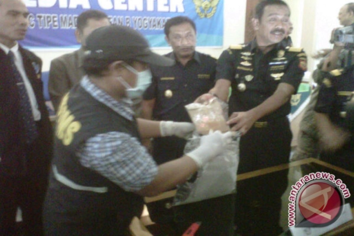 KPPBC Yogyakarta gagalkan penyelundupan heroin dan sabu 
