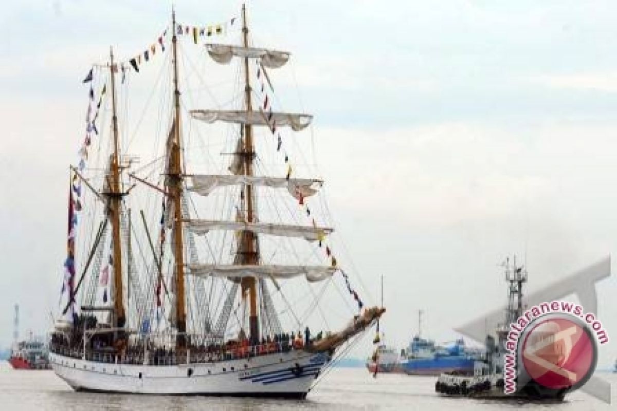 KRI Dewaruci Akhiri Pelayaran Keliling Dunia 