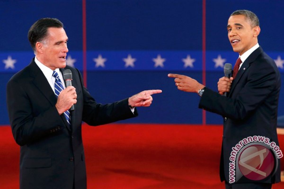 Romney faces backlash over candidate`s rape gaffe