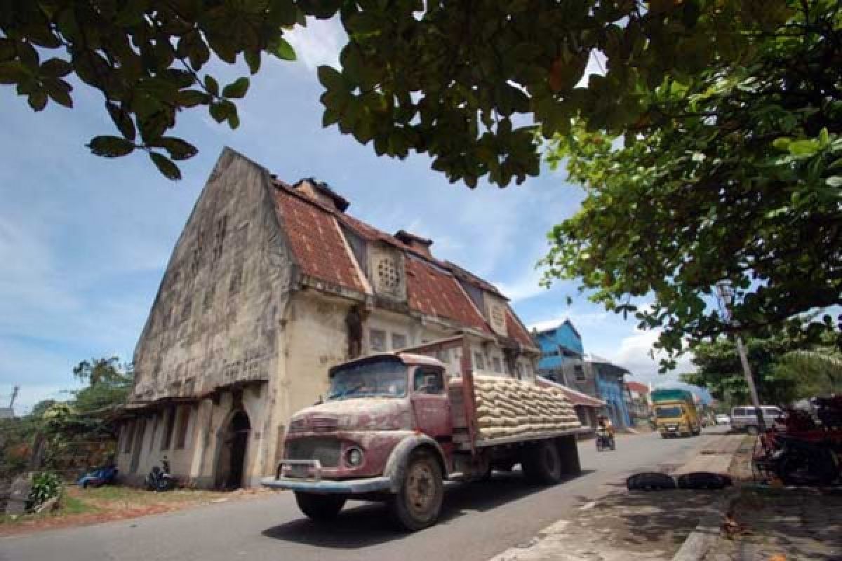 Pemkot Padang Dinilai Belum Serius Tata Kota Tua