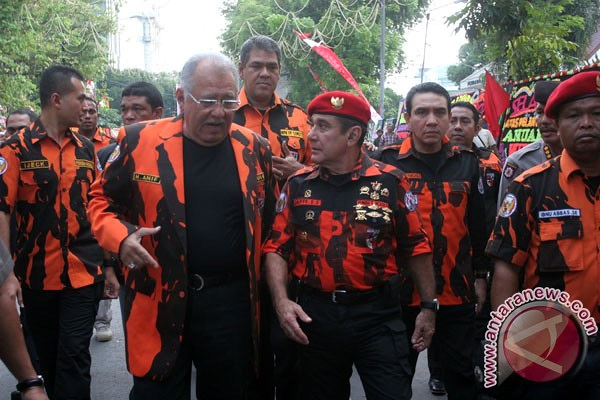 FBR-Pemuda Pancasila bentrok tewaskan warga