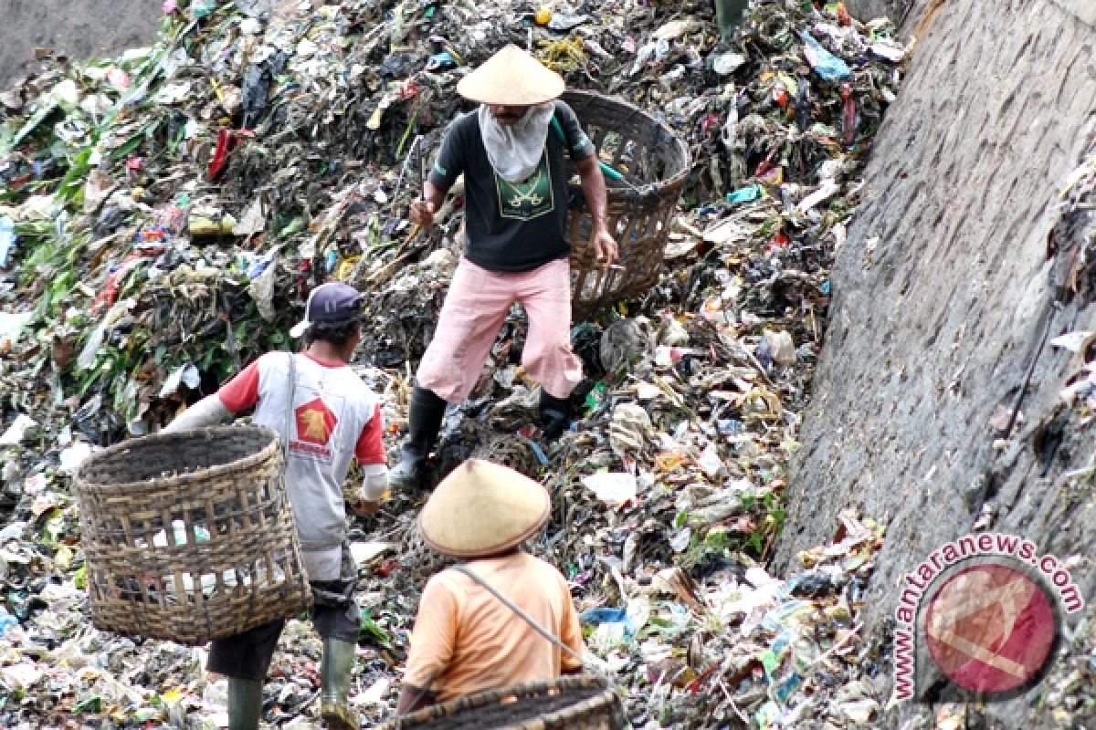 Warga Gedangsari Gunung Kidul protes TPAS Klaten