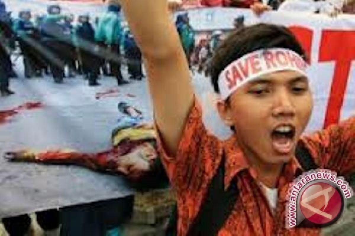 Ribuan warga Malaysia dipimpin PM Razak unjuk solidaritas Rohingya