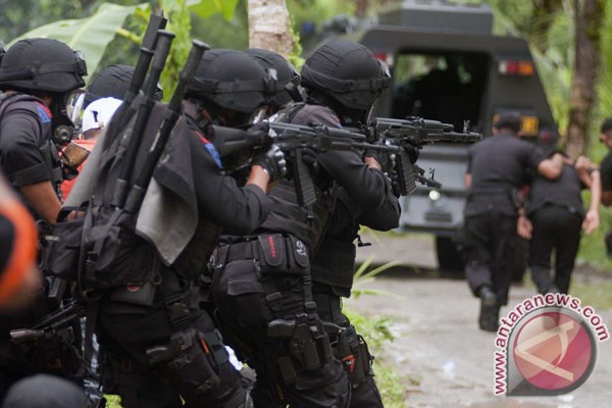 Terrorists seeking to break army-police unity