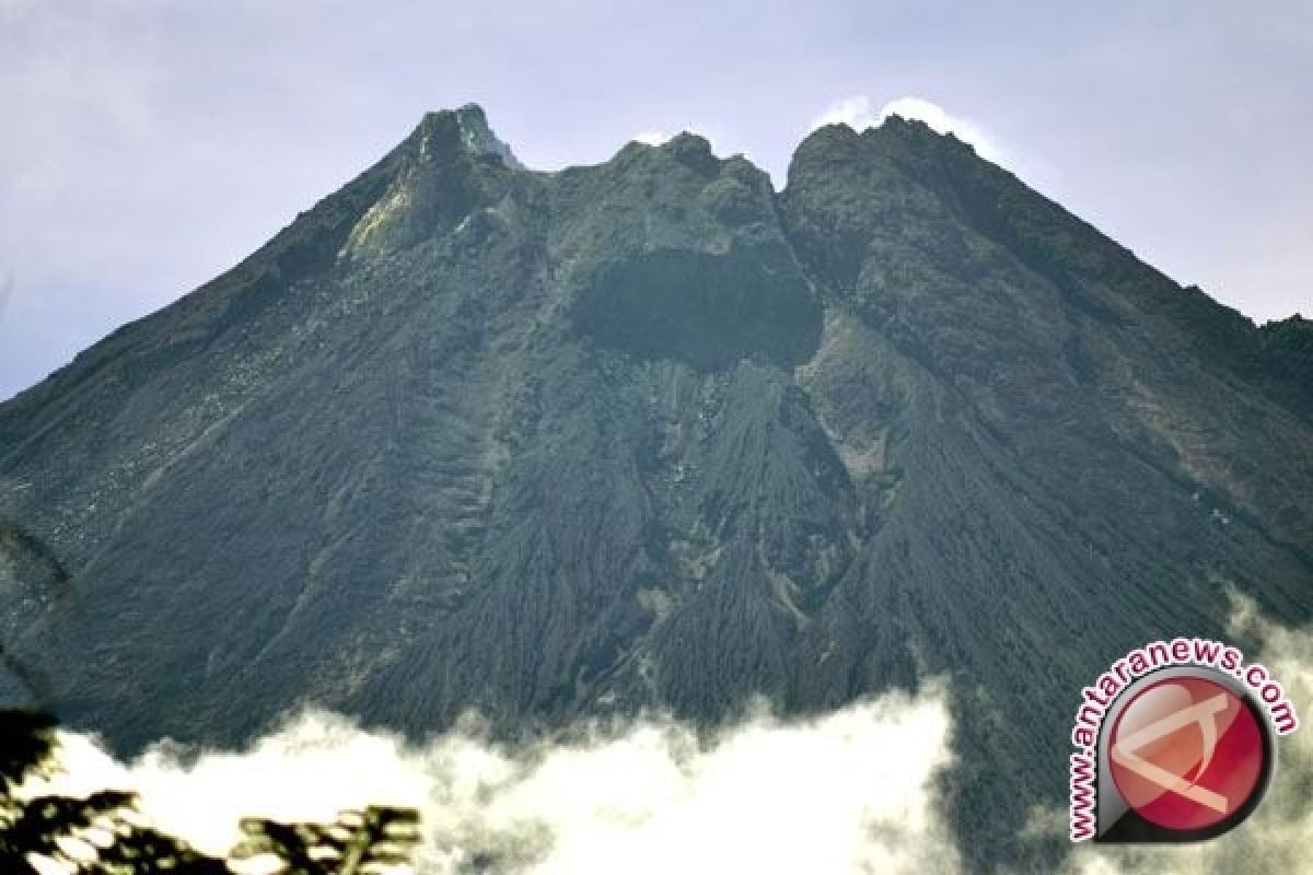 Warga lereng Merapi gelar "Boyong Songsong Kapanewon" 