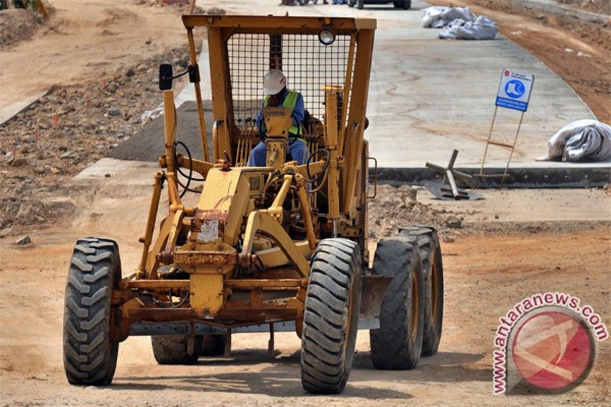 Pembangunan jalan tol Sumatera dimulai tahun ini