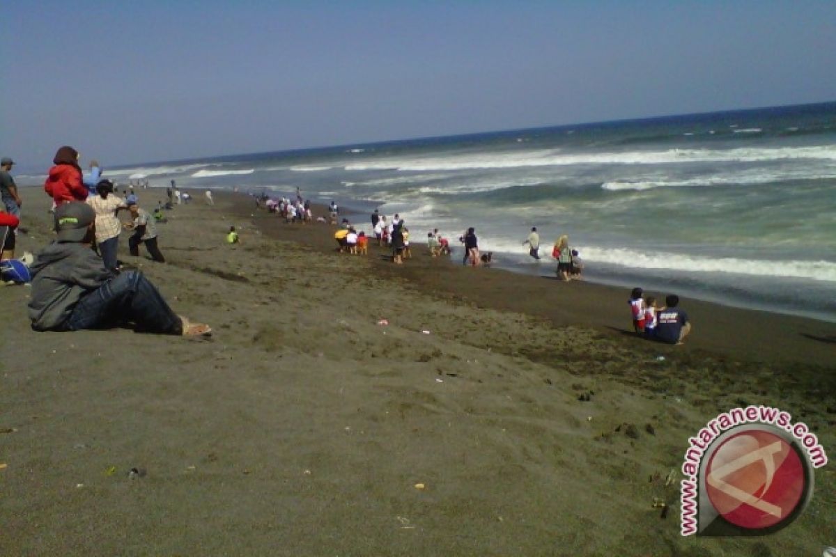 Wisata Pantai Gua Cemara dibangun jalan memutar