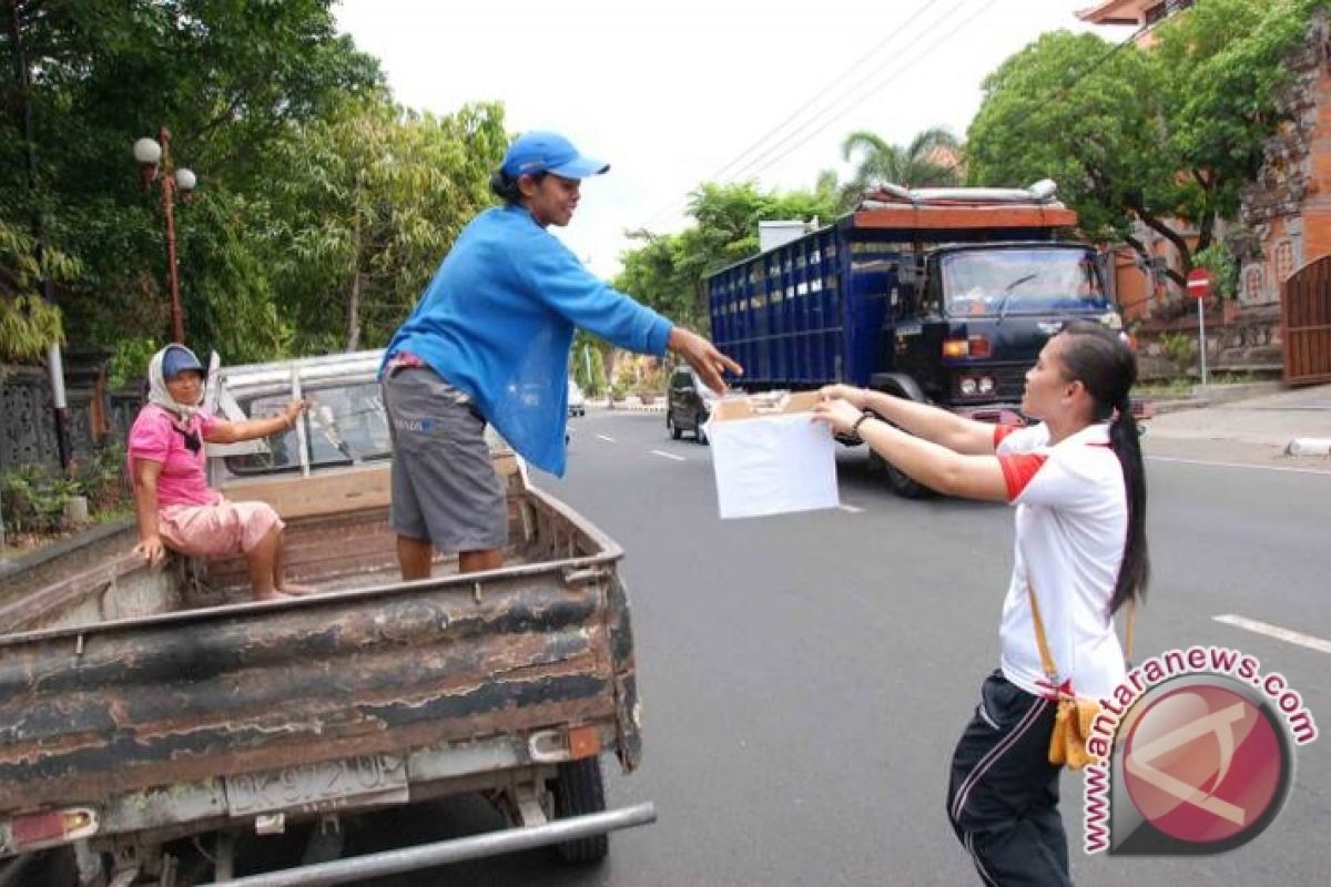 Masyarakat Galang Dana Peduli Balinuraga