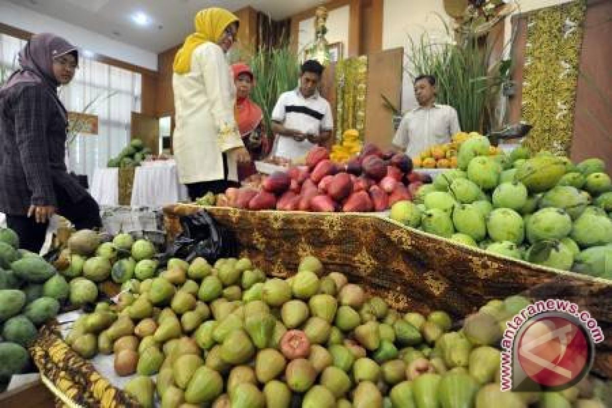 Jurus jitu singkirkan pestisida dari makanan Anda