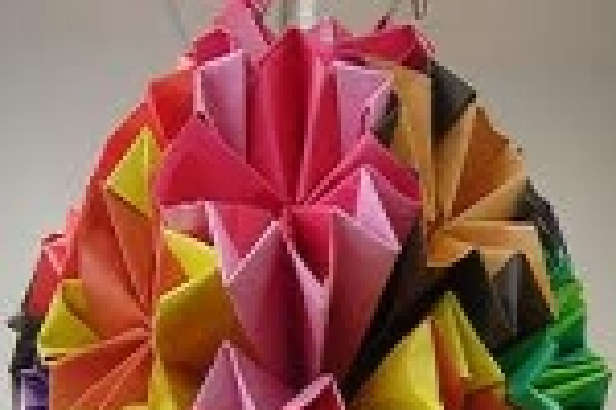 Origami Bantu Perkembangan Otak Anak 