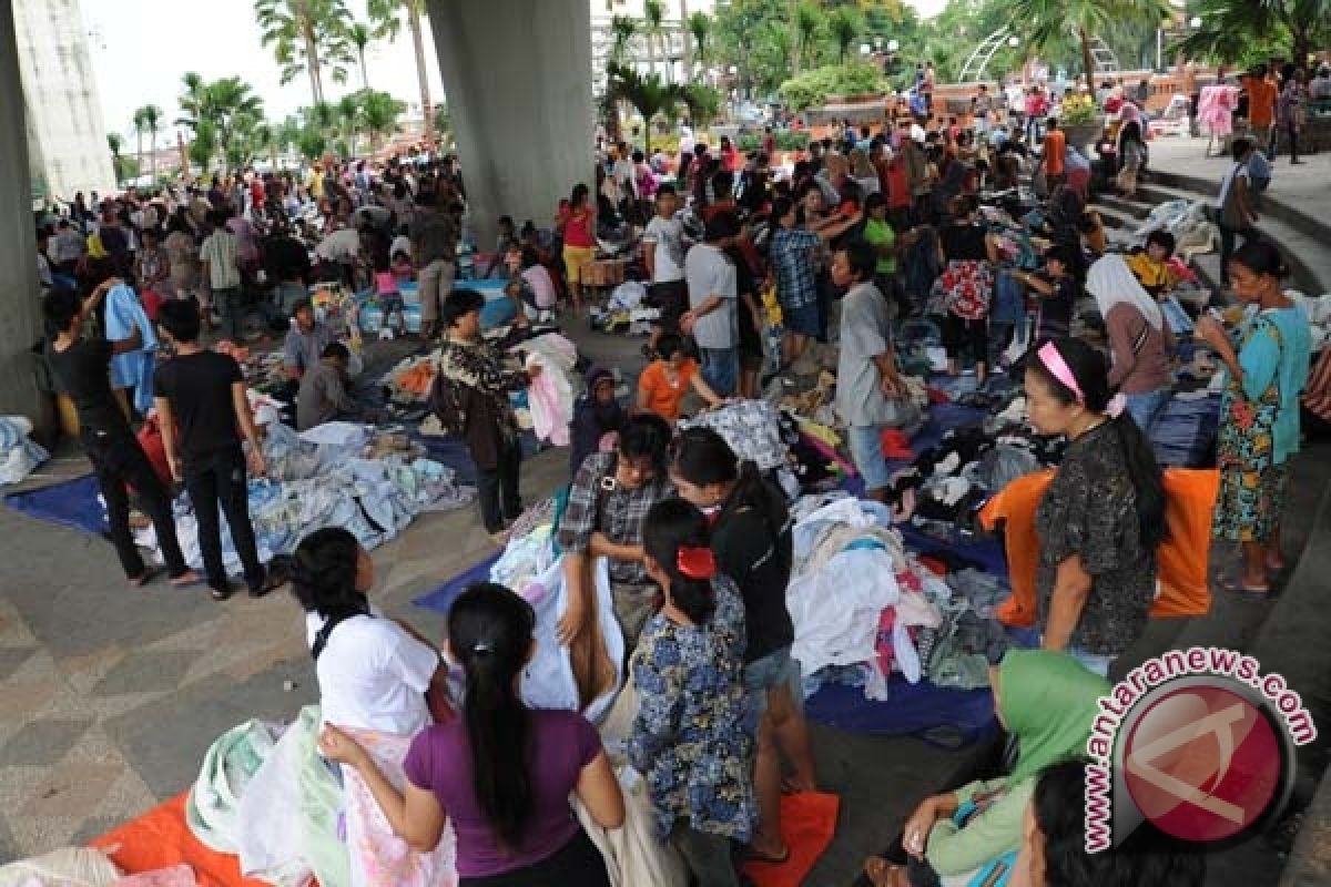 Pemkot Palembang tunda rencana pembangunan tenda pasar