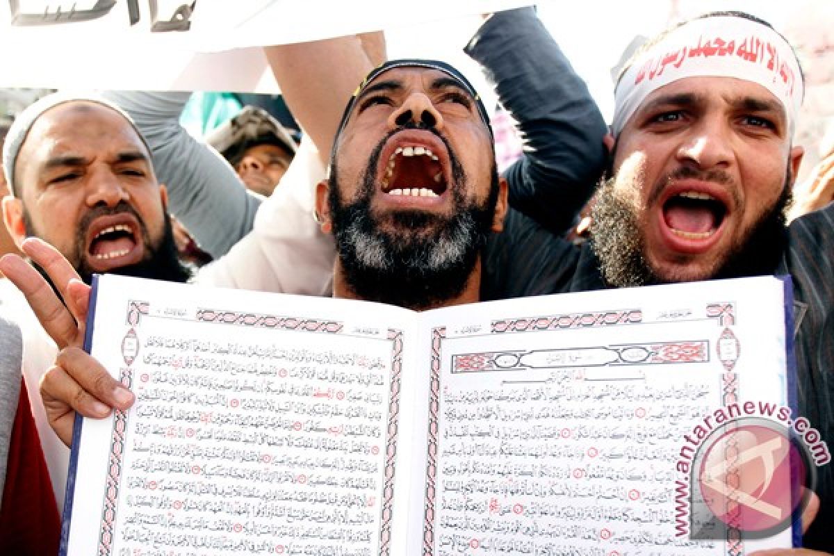 Muslim Mesir protes penangkapan pengikut Salafi