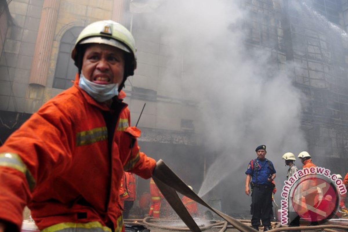 Kantor Bina Marga Sulteng terbakar