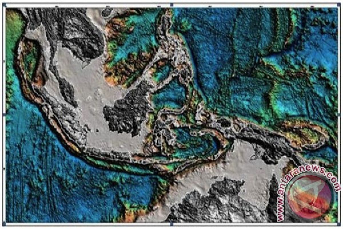 Lempeng Laut Maluku ditekan dari dua sisi