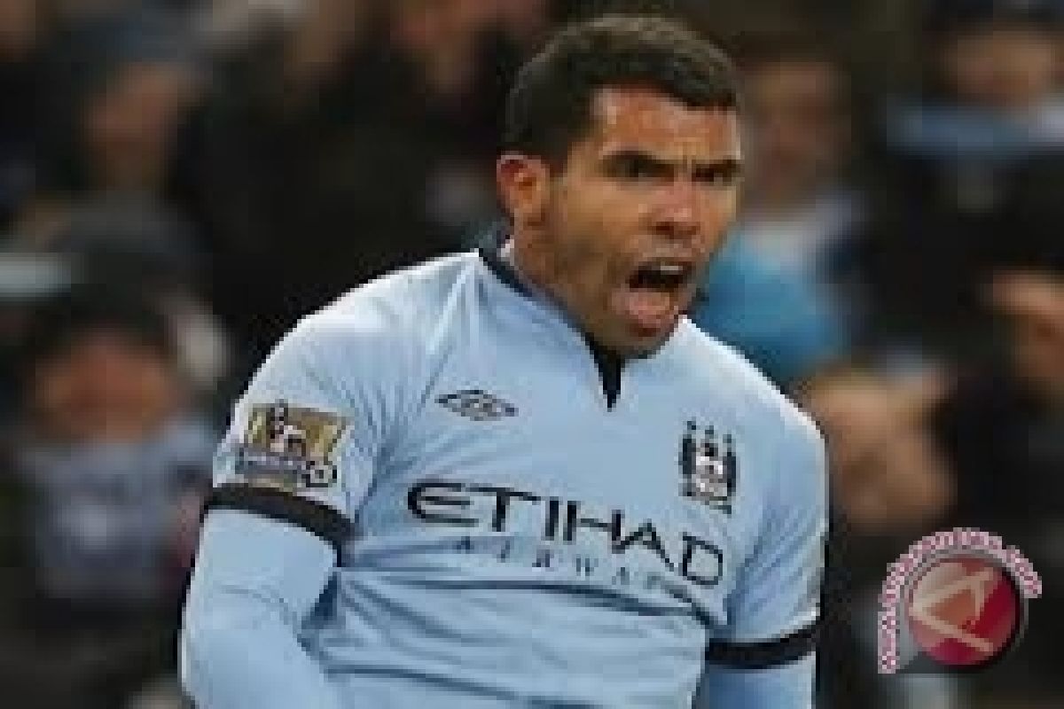 Tevez Bandingkan Conte dan Ferguson