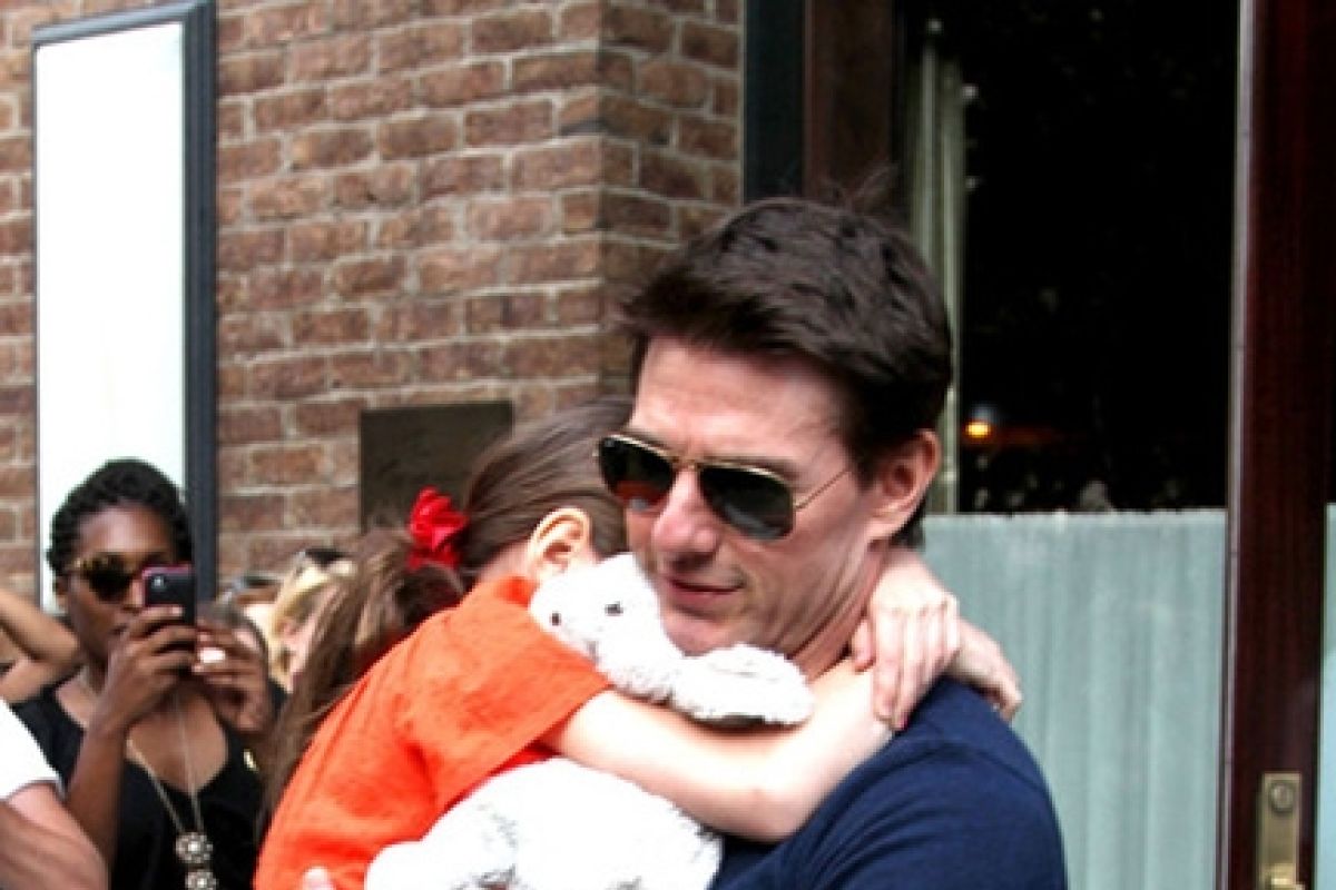Dituduh Telantarkan Anak, Tom Cruise Menggugat