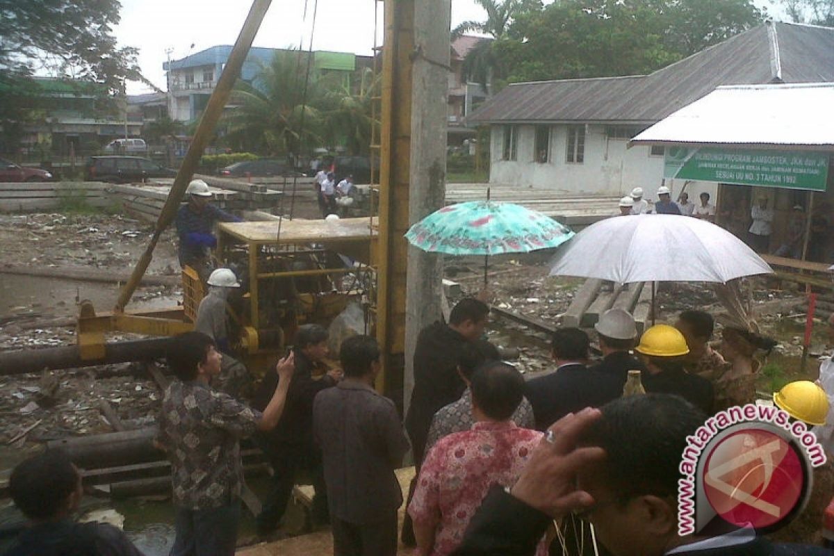 Wagub Kalbar Tancapkan Tiang Pertama Pembangunan Gedung Stikes