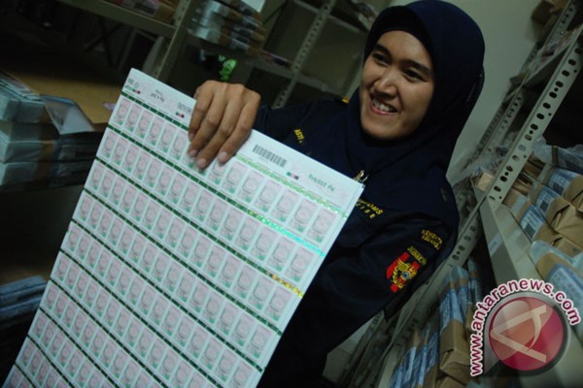 Pemerintah menaikkan tarif cukai hasil tembakau 10,04 persen