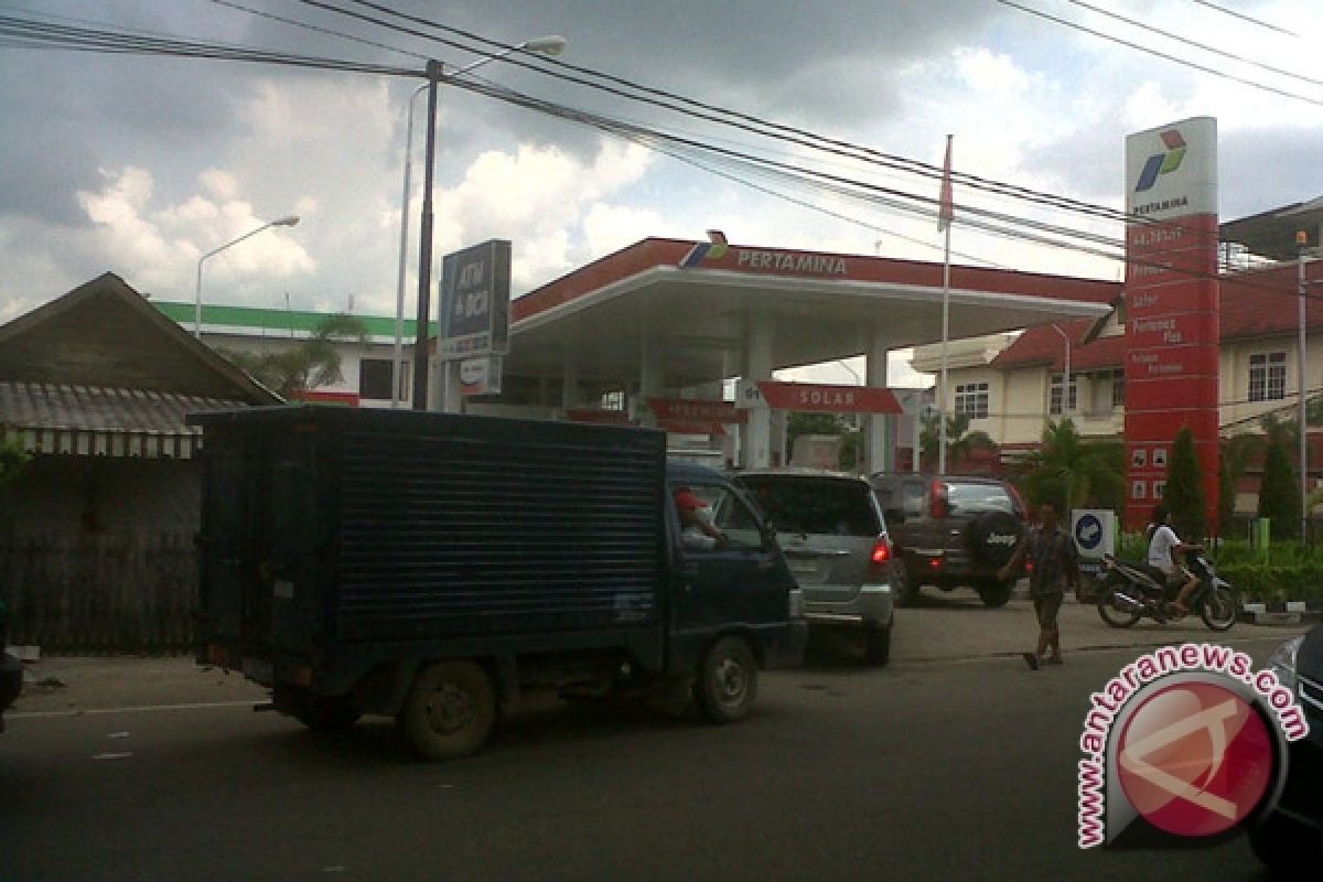 Harga Eceran Premium Rp8 Ribu/liter di Pontianak