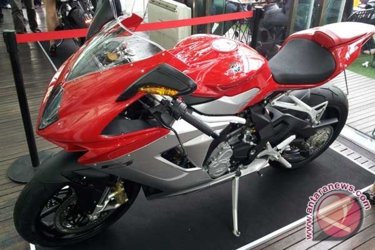 MV Agusta Perkenalkan 3 Model Sepeda Motor 