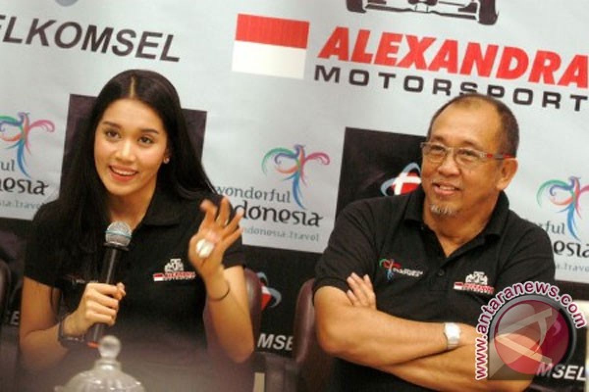 Alexandra pindah ke tim Champ Motorsport