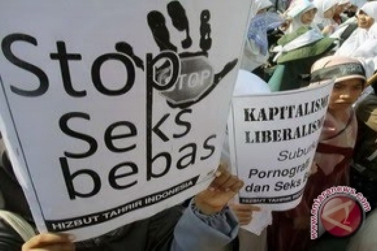 Seks bebas Kini Jadi Masalah Utama Remaja Indonesia