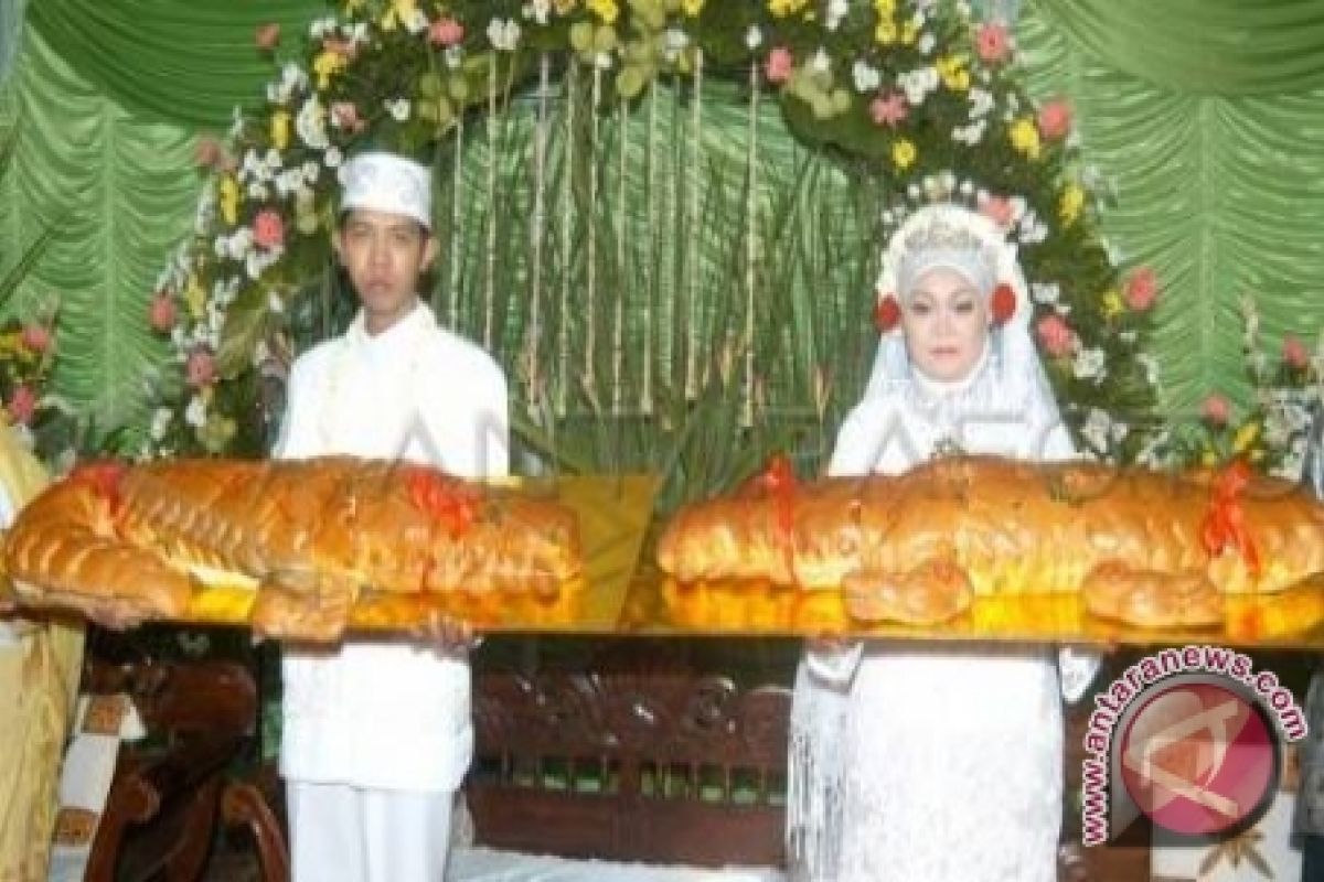 Roti Buaya pecahkan rekor Muri 