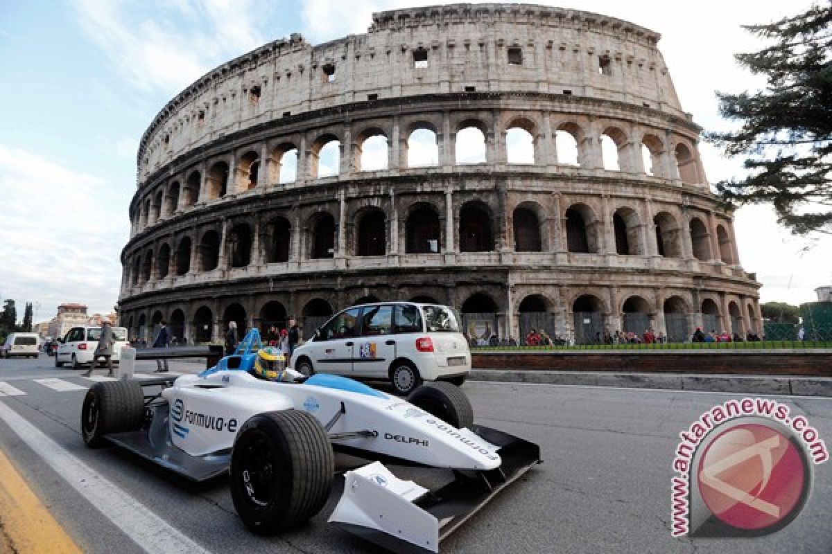 Alain Prost takjub dengan Formula E