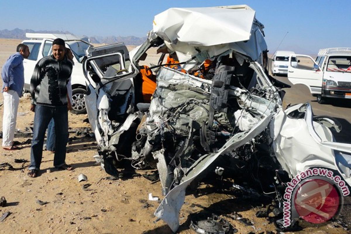 Di Mesir, Kecelakaan bus tewaskan 10 orang