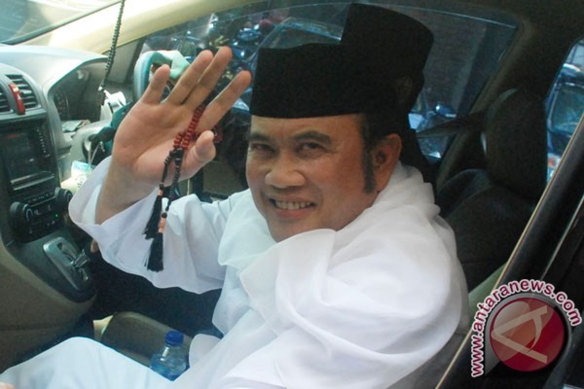 Rhoma Irama merasa berdosa jika tidak "nyapres"