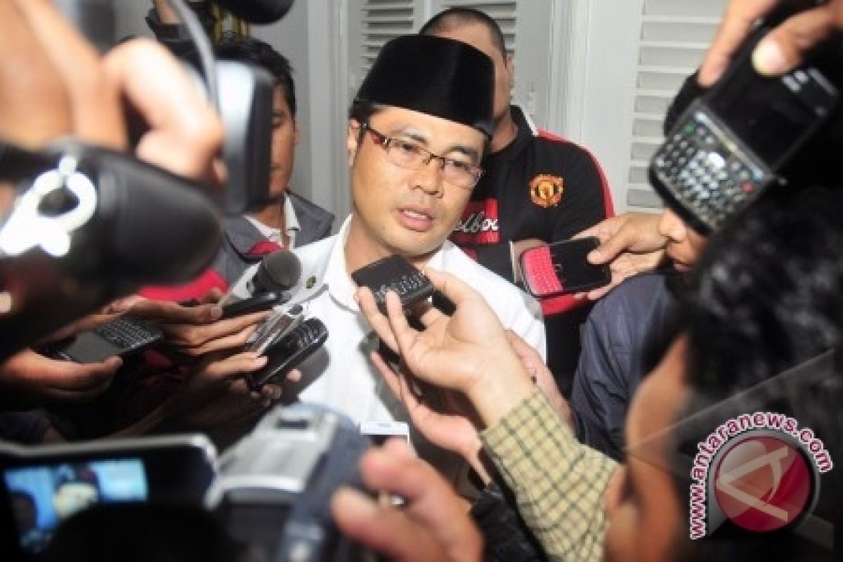 Aceng Fikri daftar caleg partai Hanura 