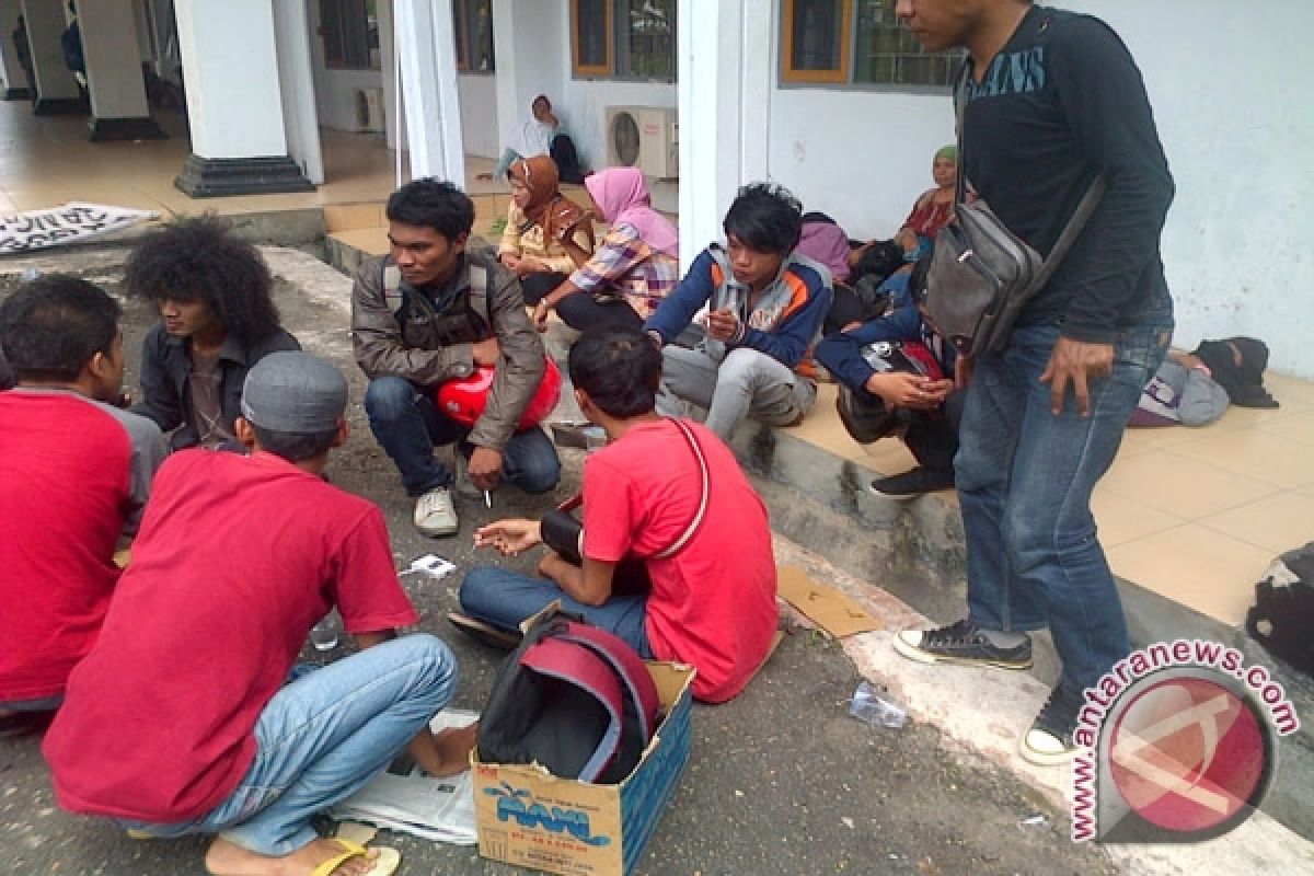Pengungsi Maluku Tuntut Ganti Rugi Dana Kompensasi