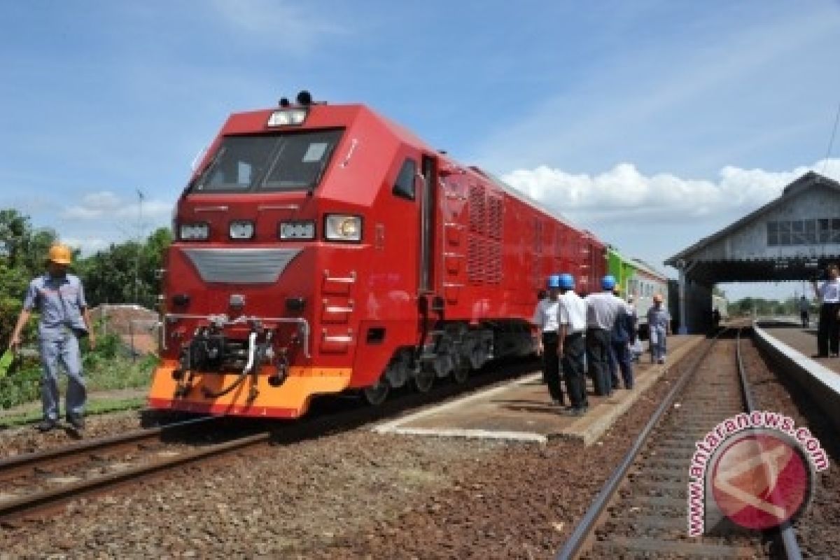 Perbaikan lokomotif Balai Yasa Yogyakarta lebihi target