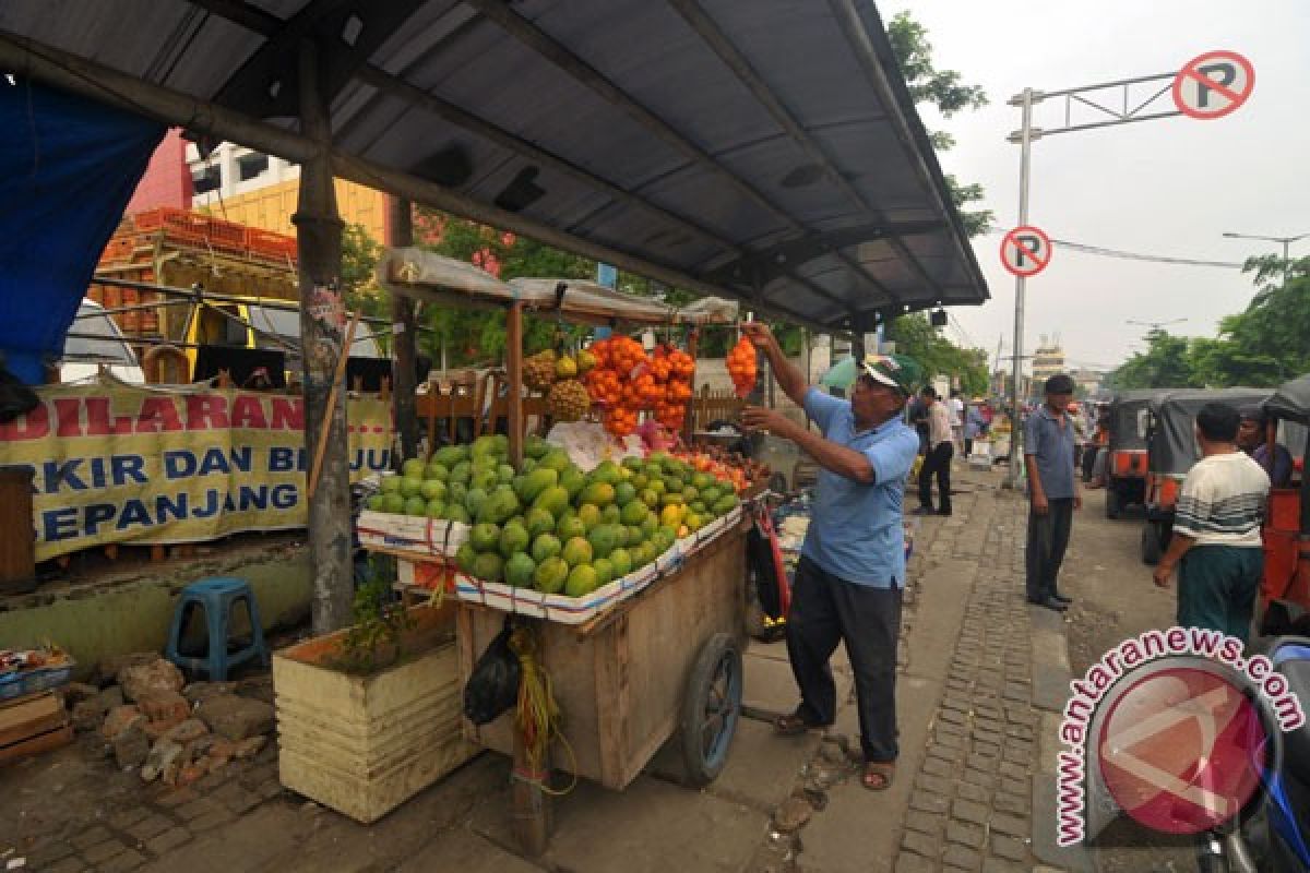 Pedagang pilih lahan parkir, pasar percontohan nasional mubazir