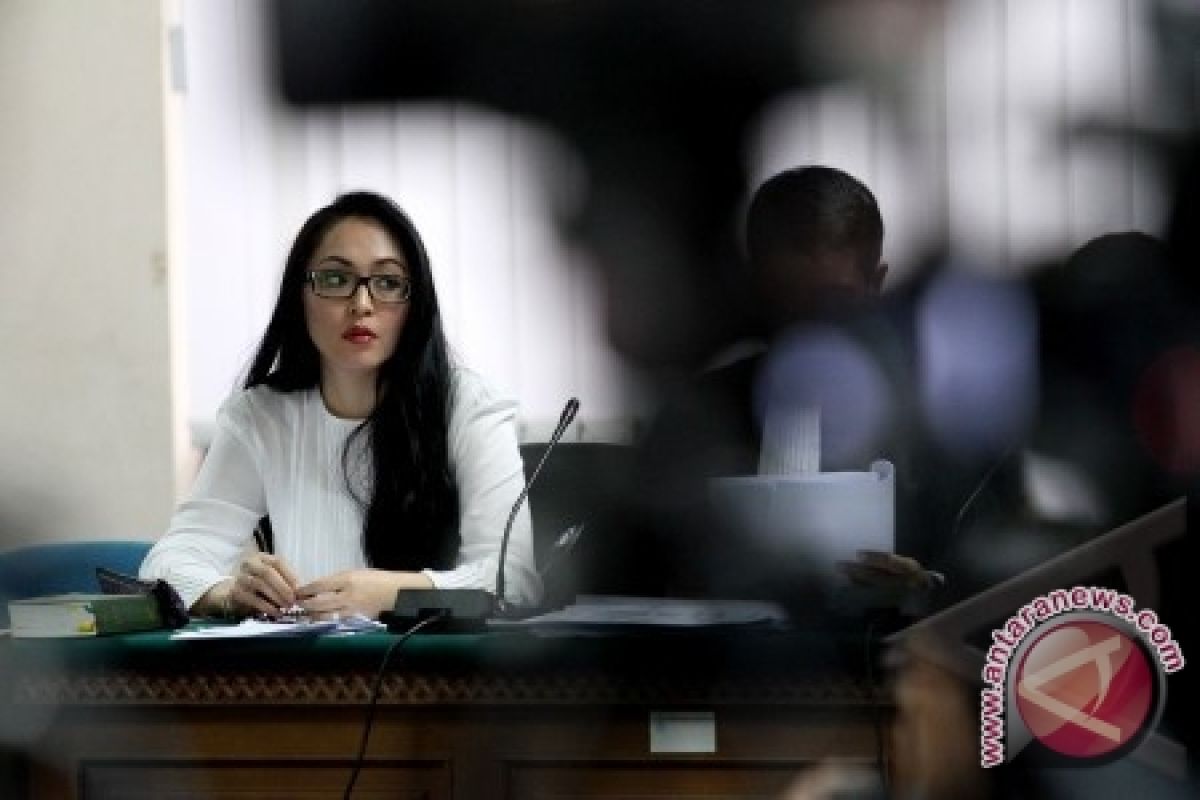 Angie tuduh Rosa gadaikan kebenaran