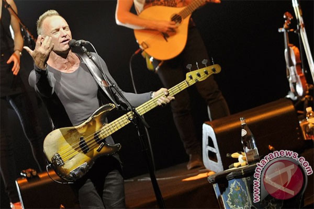 Sting gelar 10 konser bagi Teater publik NY