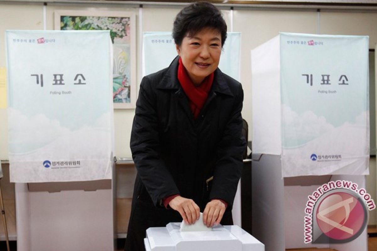 North Korea is Park Geun-hye's priority