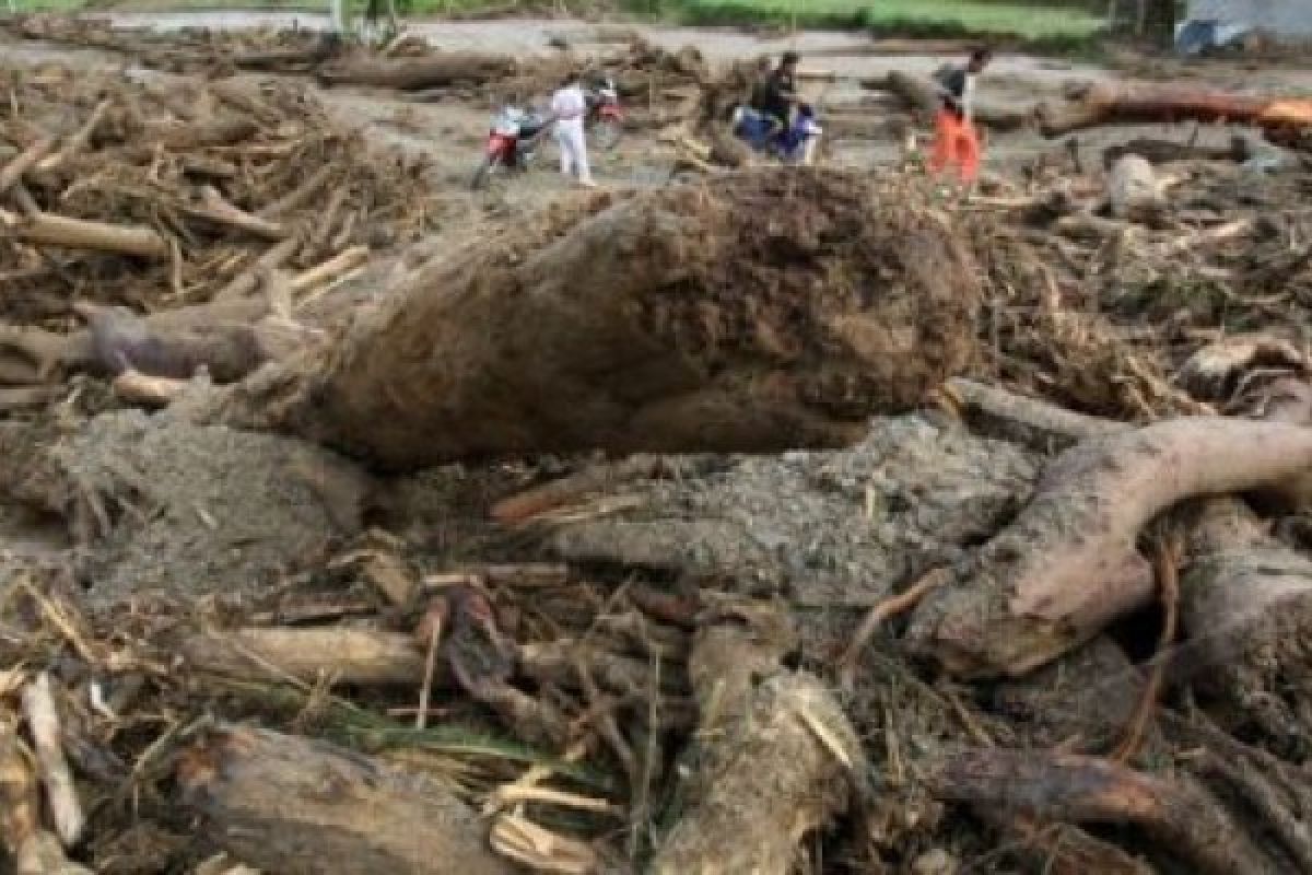 Air Bah Pilu Melanda Solok Selatan