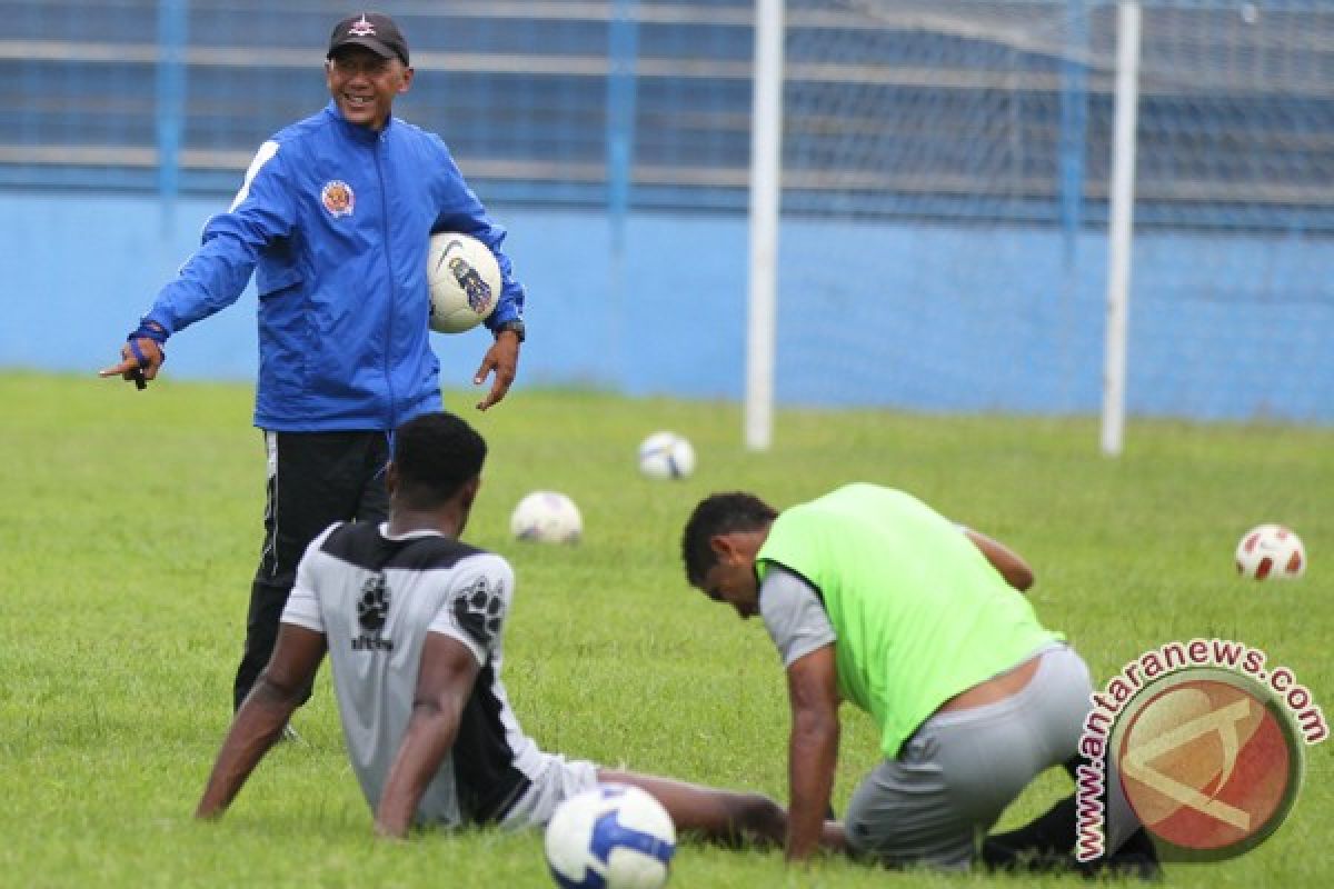 Arema bertekad rebut mahkota juara Piala Gubernur