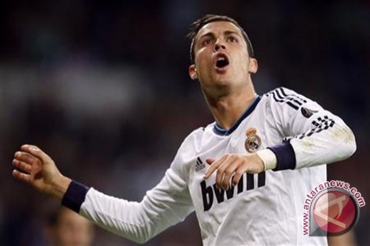Ronaldo Cetak Lima Gol, Madrid Gilas Espanyol 6-0