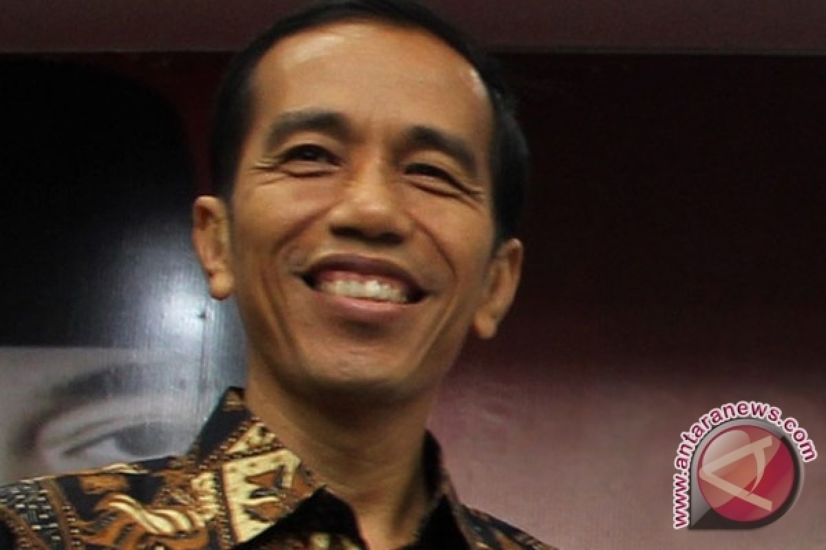  Jokowi dipuji DPR