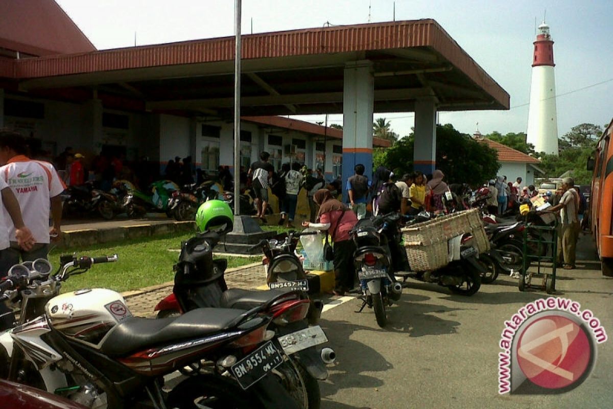 Pelabuhan Tanjungkalian Muntok Mulai Lengang