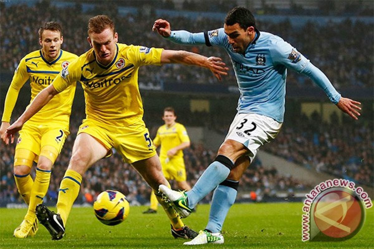 Manchester City tumbang