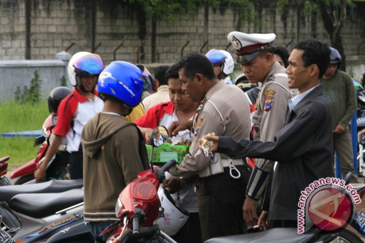 Pembawa Senjata Tajam Diamankan