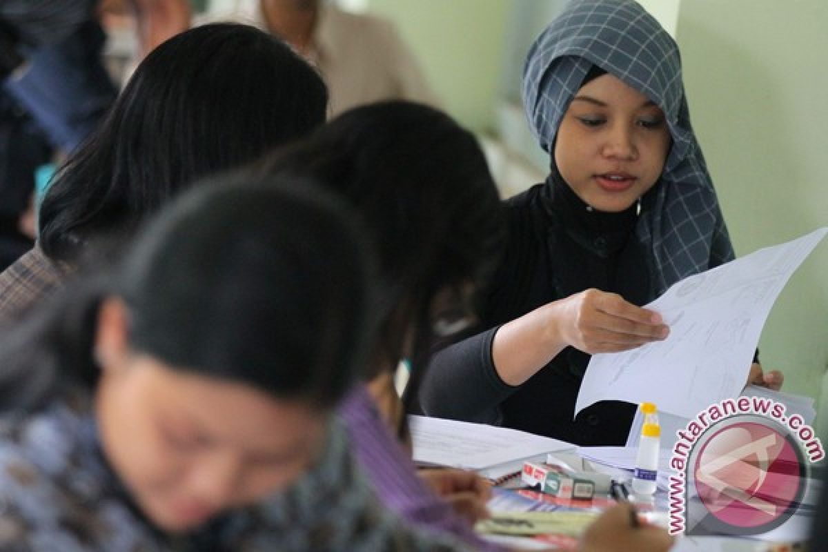 Pengangguran Sumbar didominasi lulusan diploma